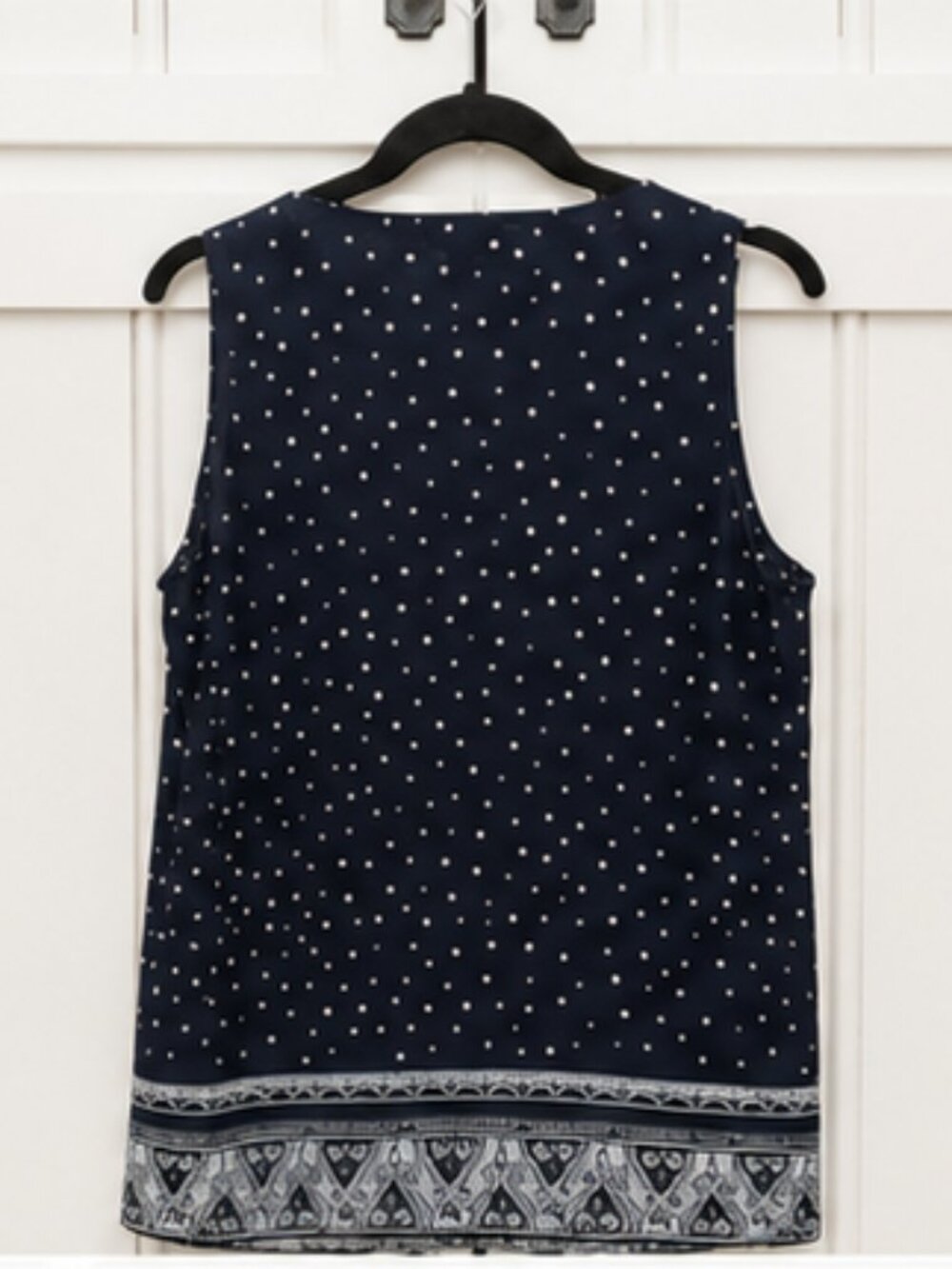 LOFT Navy Polka Dot Sleeveless Blouse Size Small Flowy Minimalist Tank Top - Picture 2 of 5